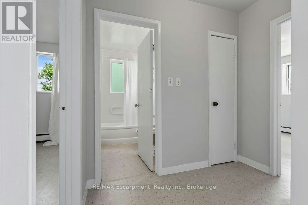 402-2393 New Street, Burlington, ON, L7R 1K1 - 13