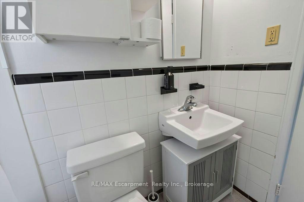 402-2393 New Street, Burlington, ON, L7R 1K1 - 19