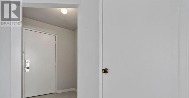 402-2393 New Street, Burlington, ON, L7R 1K1 - 2