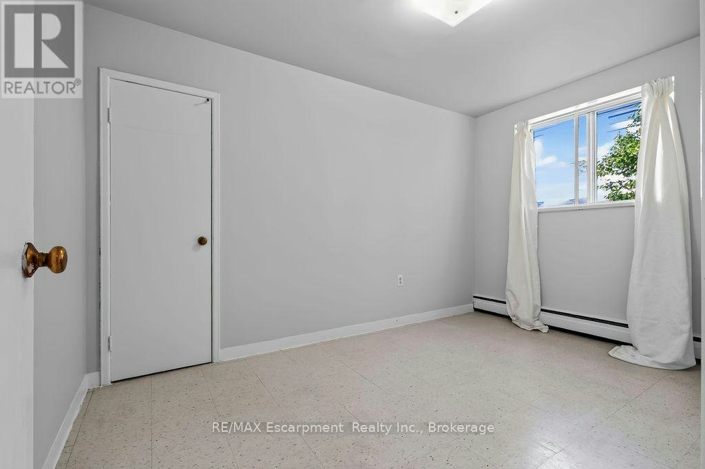 402-2393 New Street, Burlington, ON, L7R 1K1 - 12