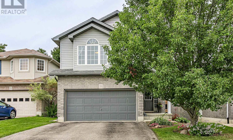 53 Kerr Crescent
