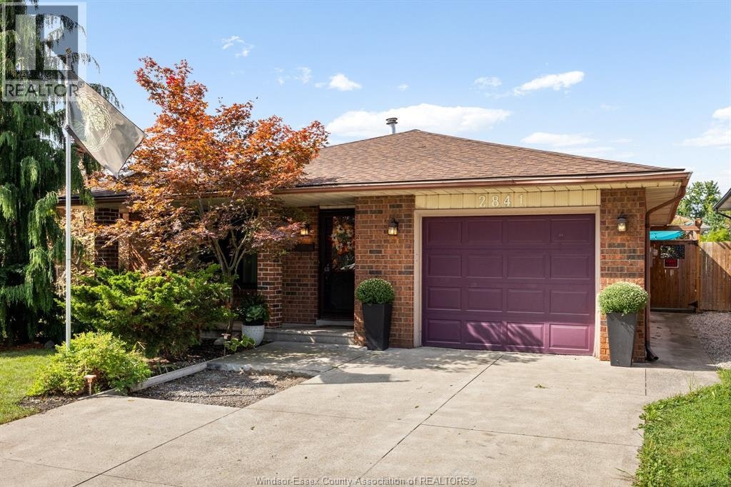 2841 Garvey Crescent, Windsor, ON, N8W 4W7