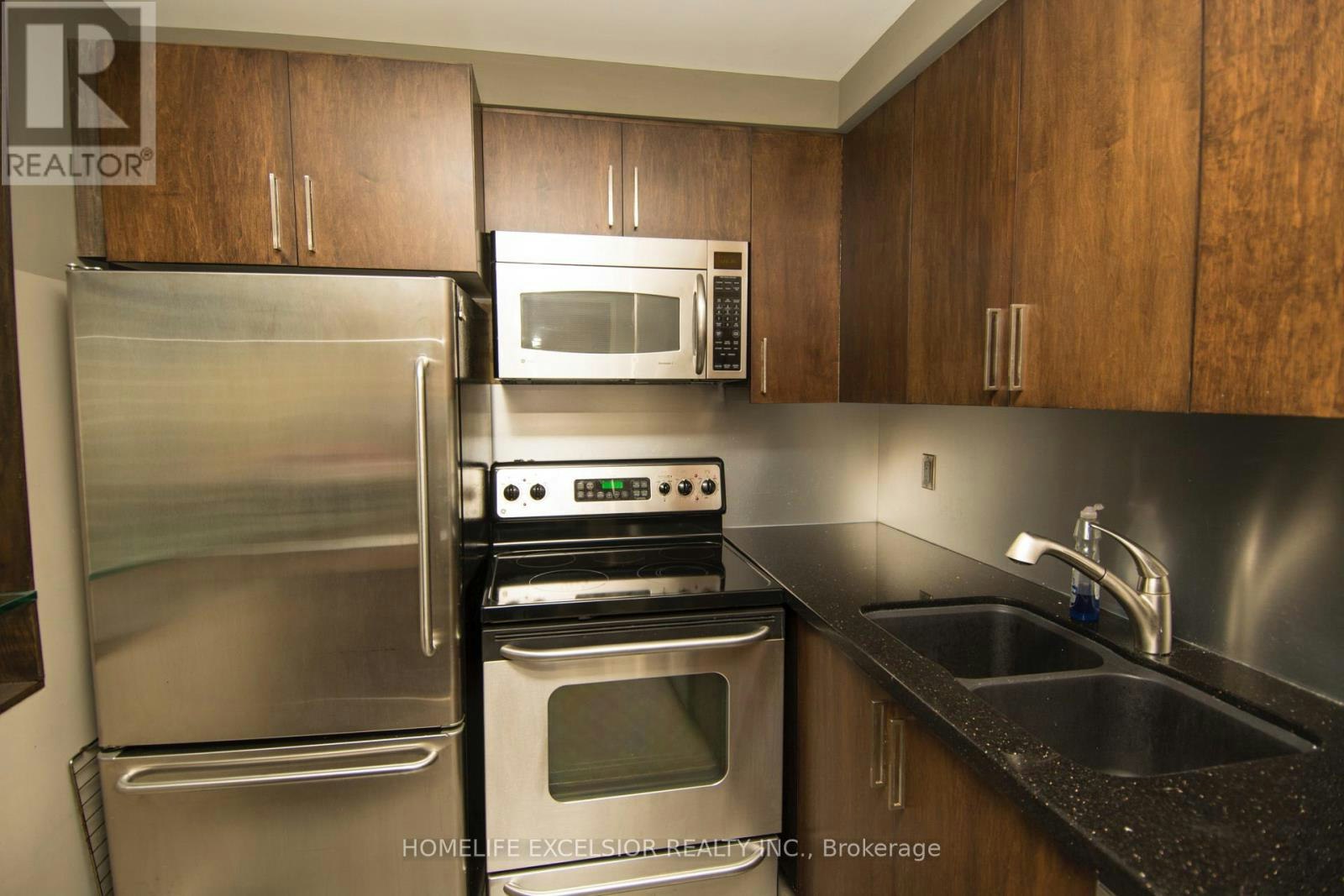 3227-33 Harbour Square, Toronto, ON, M5J 2G2 - 8