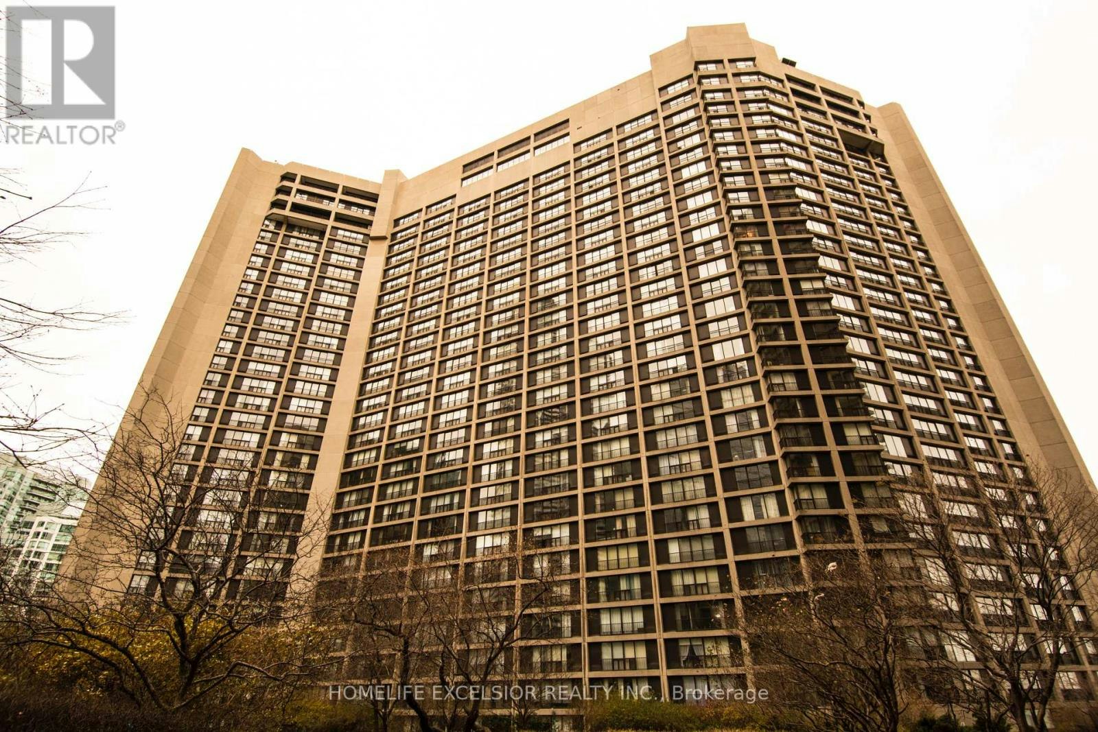 3227-33 Harbour Square, Toronto, ON, M5J 2G2 - 2