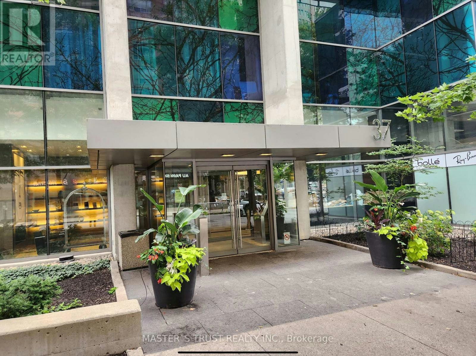 410-37 Grosvenor Street, Toronto, ON, M4Y 3G5 - 2