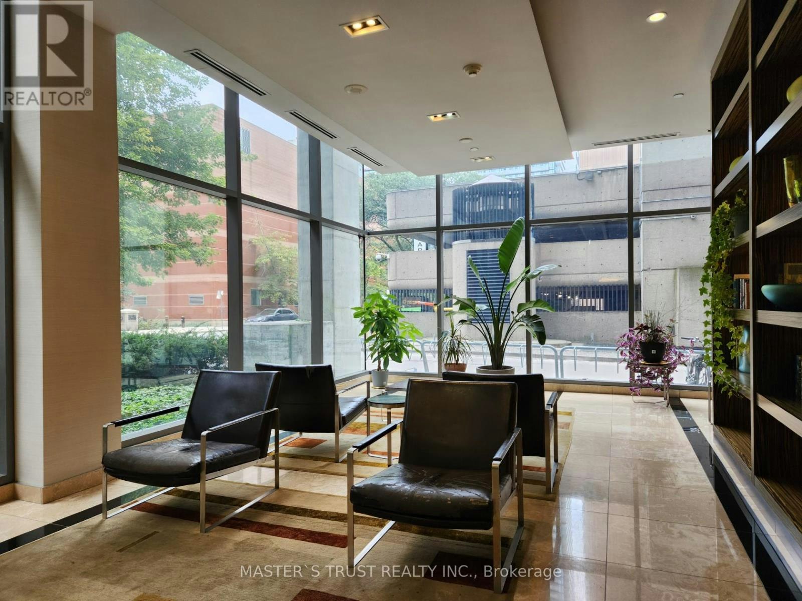 410-37 Grosvenor Street, Toronto, ON, M4Y 3G5 - 4