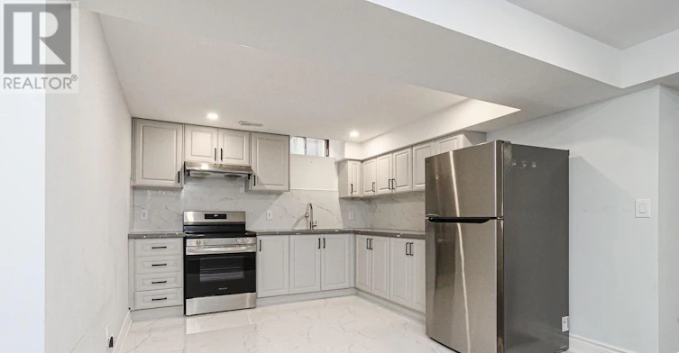 BSMT-125 Harkness Drive, Whitby, ON, L1R 2E9 - 9