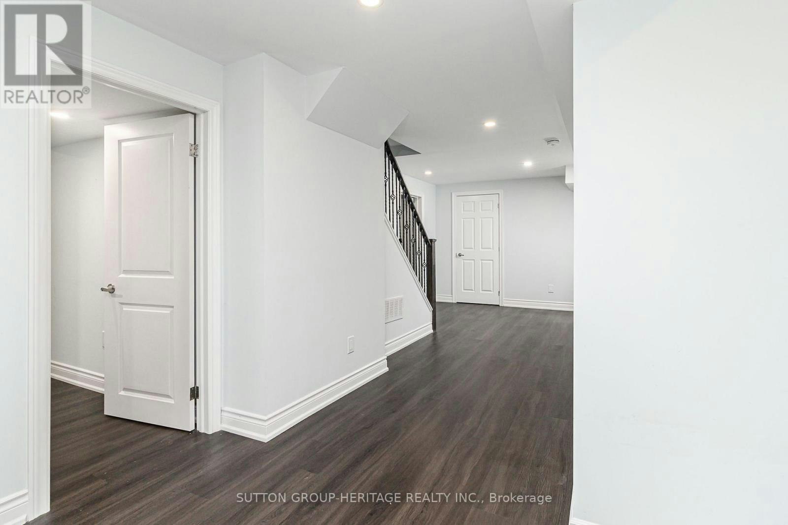 BSMT-125 Harkness Drive, Whitby, ON, L1R 2E9 - 12