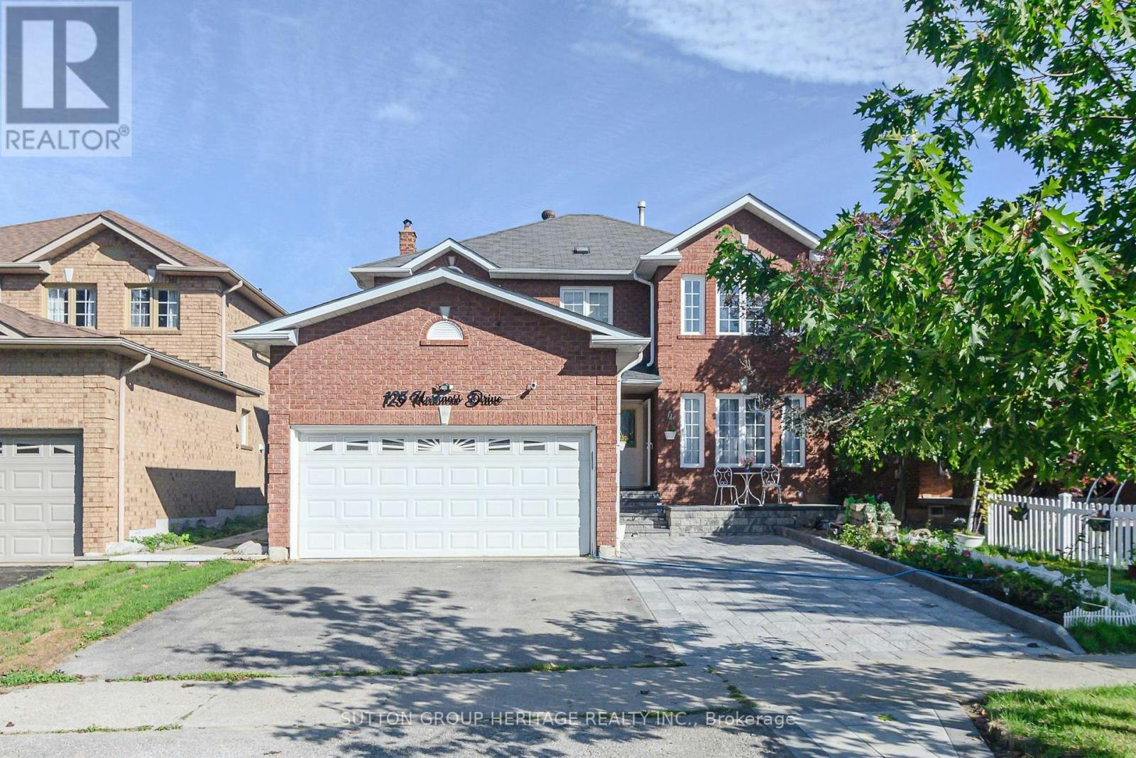 BSMT-125 Harkness Drive, Whitby, ON, L1R 2E9