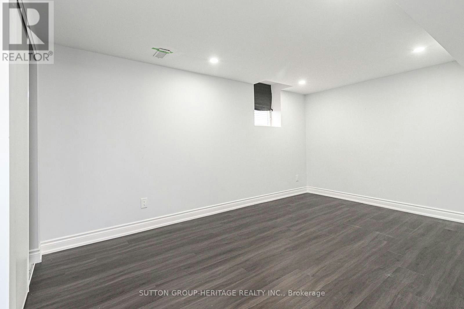 BSMT-125 Harkness Drive, Whitby, ON, L1R 2E9 - 22