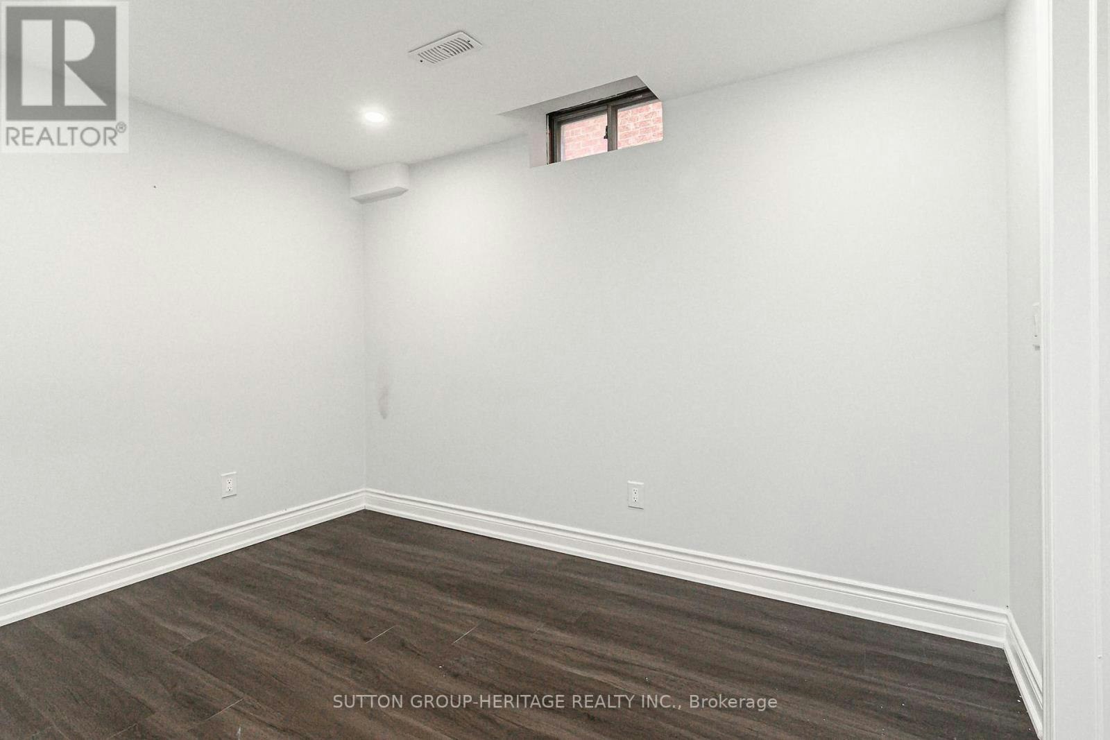 BSMT-125 Harkness Drive, Whitby, ON, L1R 2E9 - 14