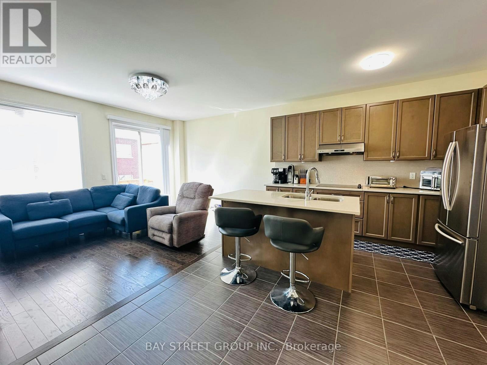 32 Capreol Avenue, Aurora, ON, L4G 7C4 - 7