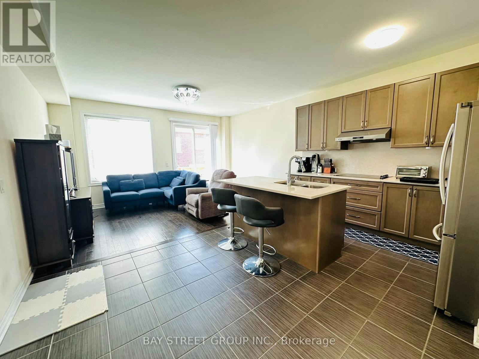 32 Capreol Avenue, Aurora, ON, L4G 7C4 - 13