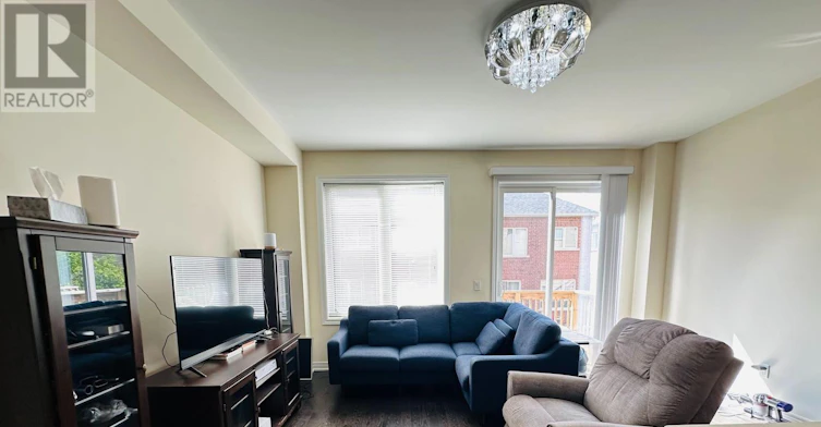 32 Capreol Avenue, Aurora, ON, L4G 7C4 - 14