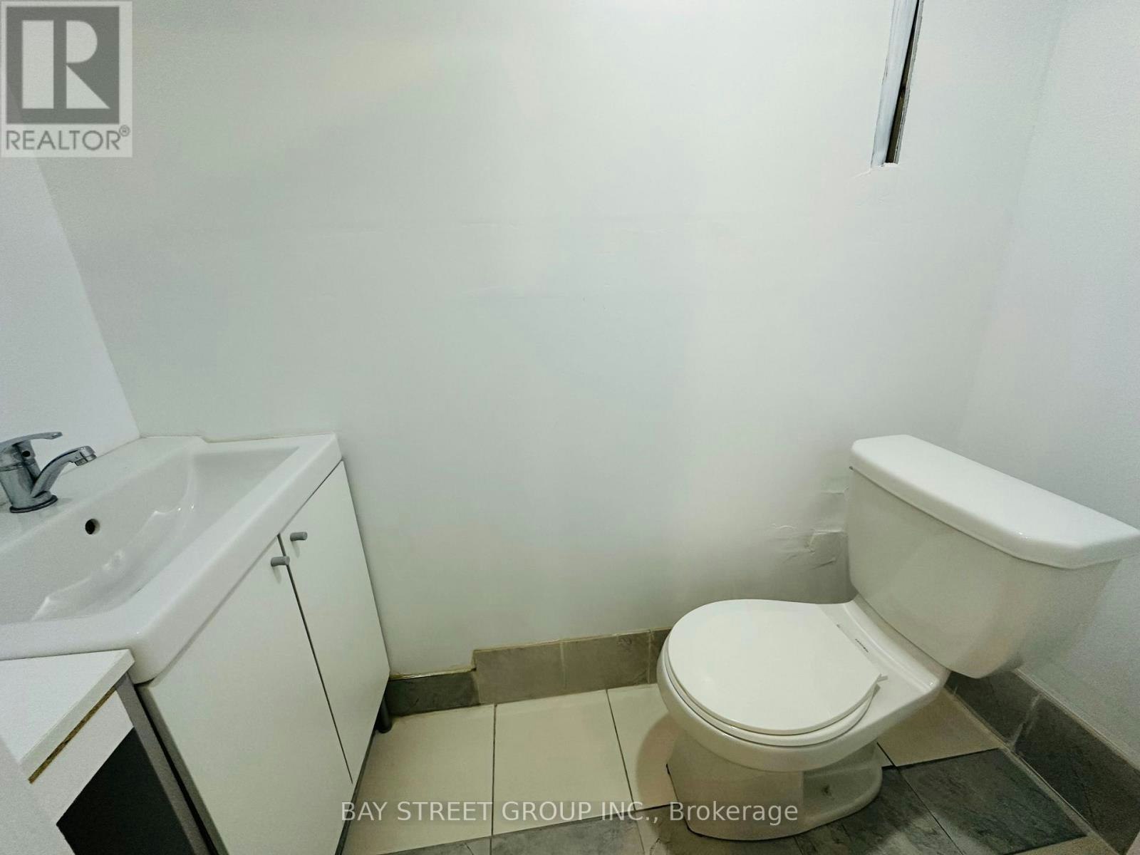 32 Capreol Avenue, Aurora, ON, L4G 7C4 - 30