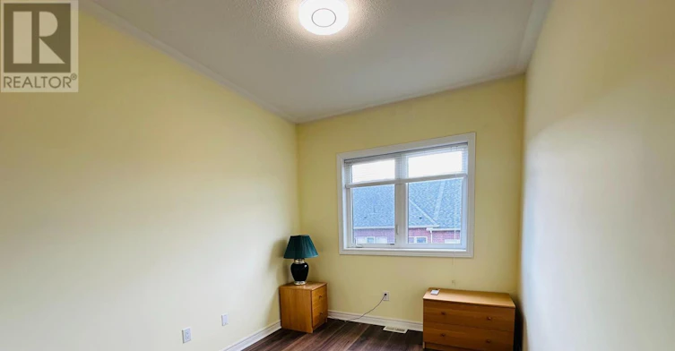 32 Capreol Avenue, Aurora, ON, L4G 7C4 - 25