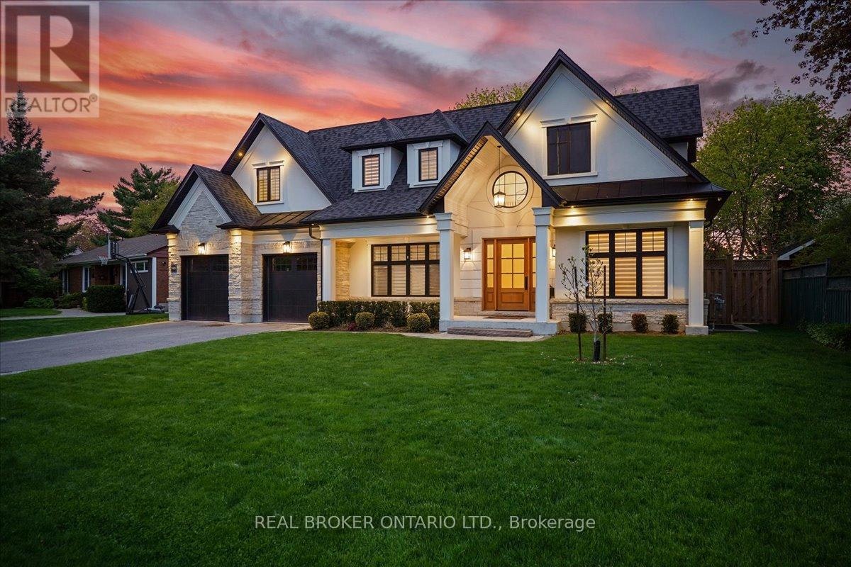 1445 Skyline Drive, Mississauga, ON, L5E 2W3