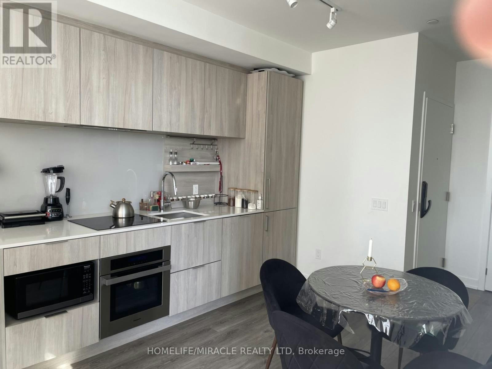 1411-28 Ann Street, Mississauga, ON, L5G 0E1 - 2
