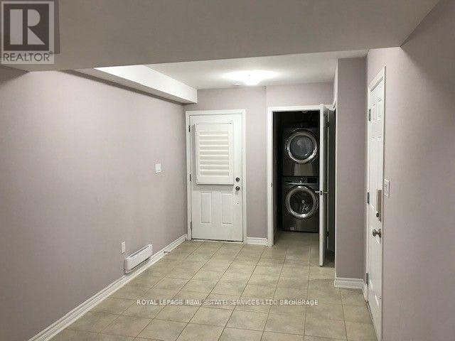 1625 Gainer Crescent, Milton, ON, L9T 8X9 - 2