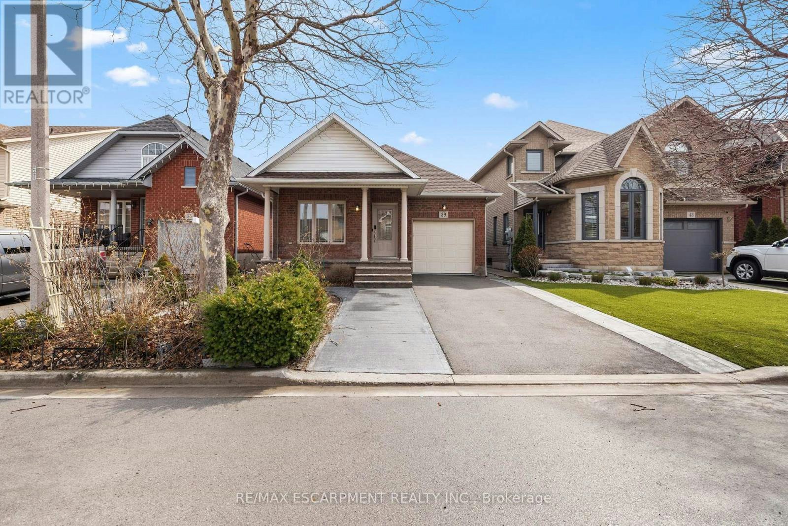 39 Mckibbon Avenue, Hamilton, ON, L0R 1P0