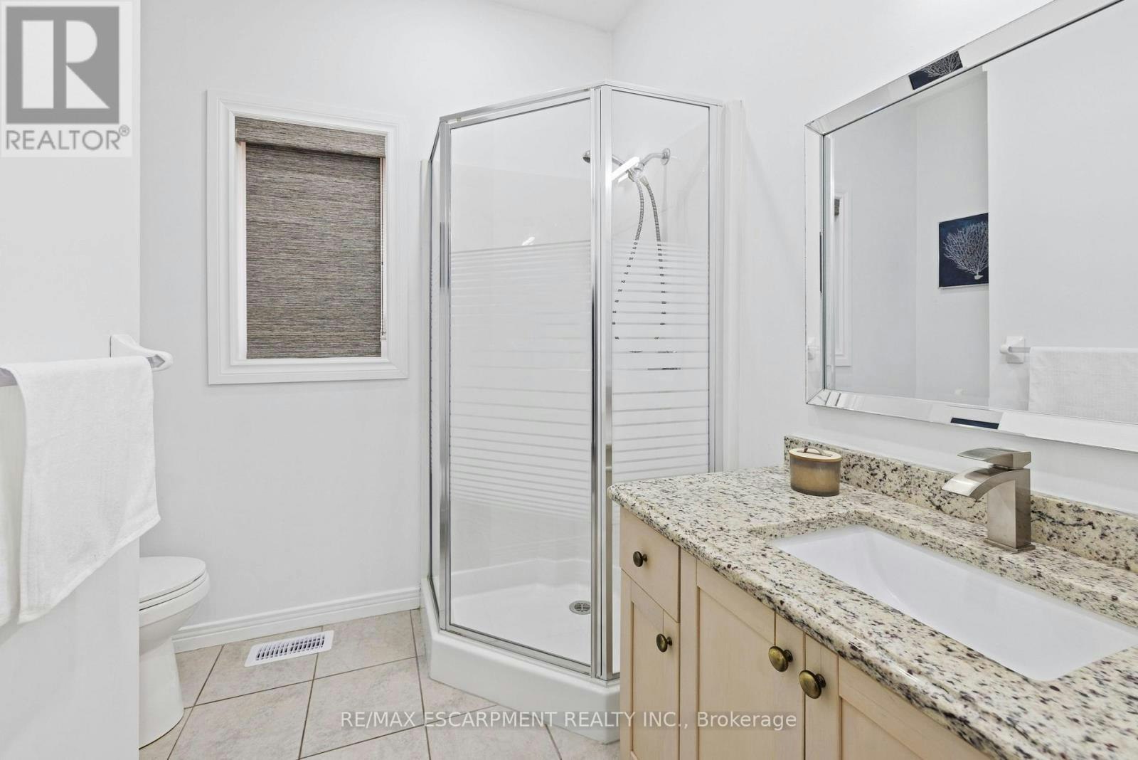 39 Mckibbon Avenue, Hamilton, ON, L0R 1P0 - 9