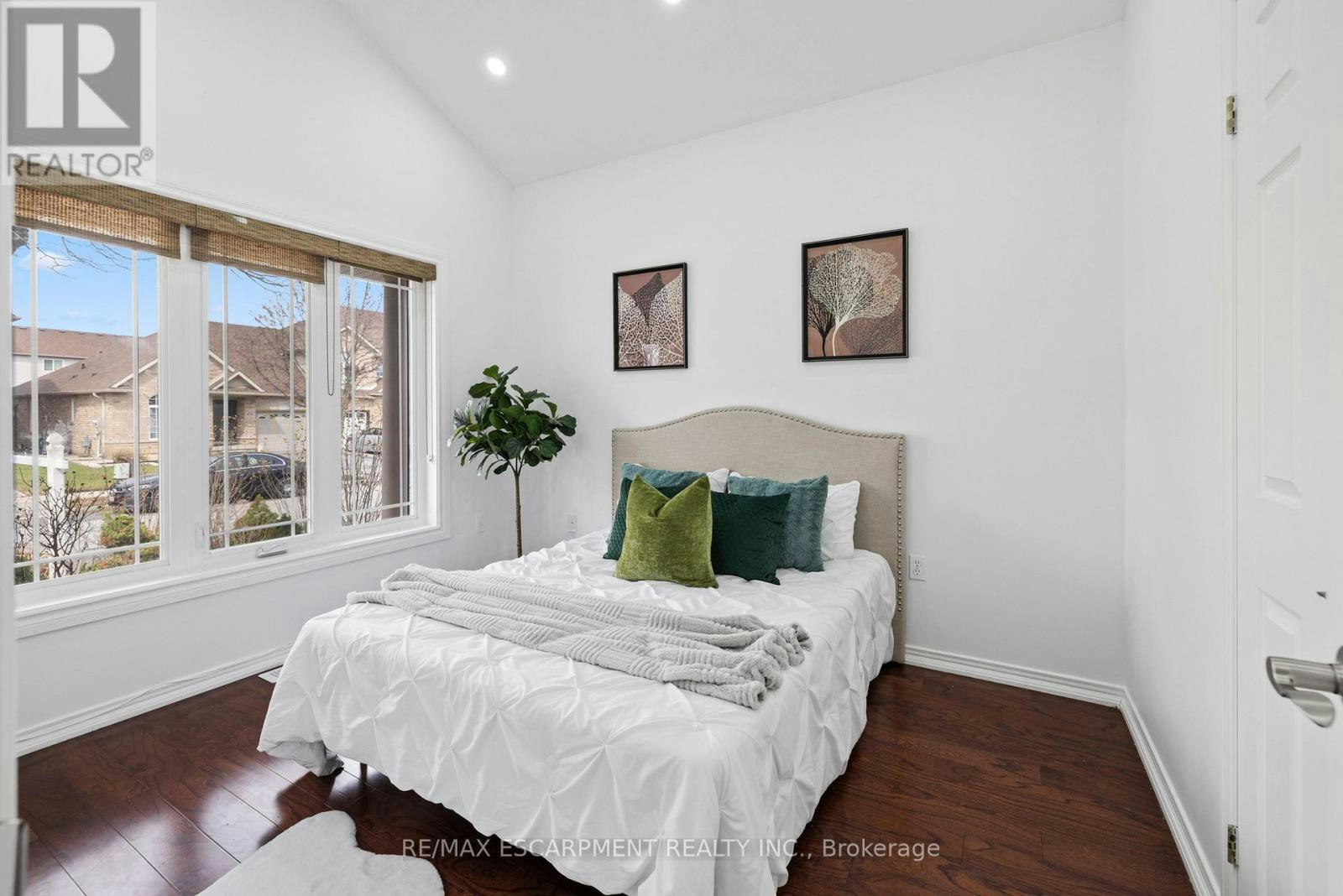 39 Mckibbon Avenue, Hamilton, ON, L0R 1P0 - 7