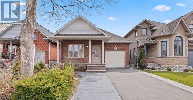 39 Mckibbon Avenue, Hamilton, ON, L0R 1P0 - 2