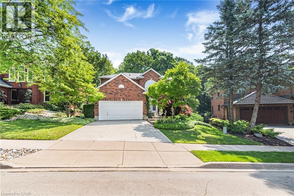 59 Renata Court, Hamilton, ON, L9H 6X2