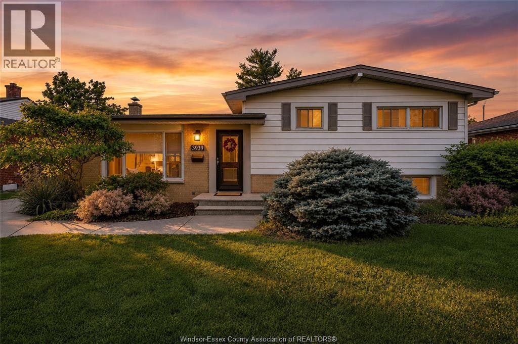 3939 Longfellow, Windsor, ON, N9G 2B4