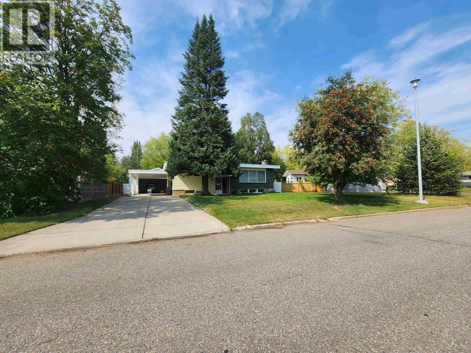 2614 Ellison Drive, Prince George, BC, V2M 2S4