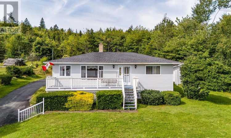 561 Upper Lakeville Road
