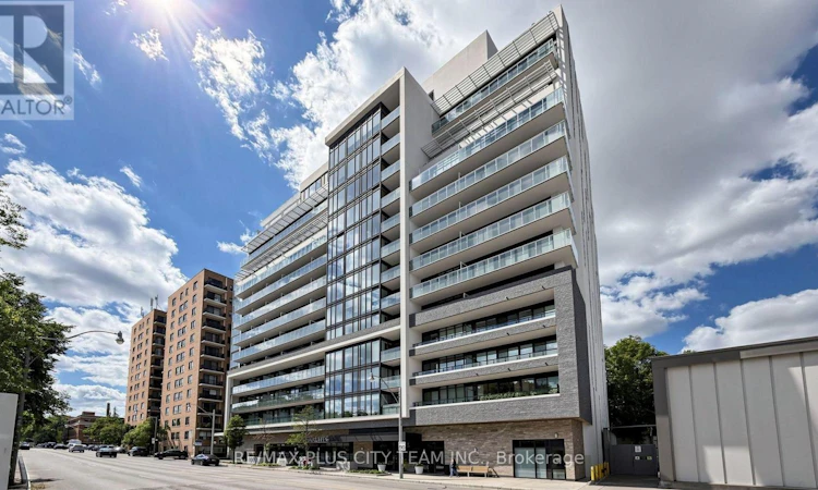 UPH07-3018 Yonge Street