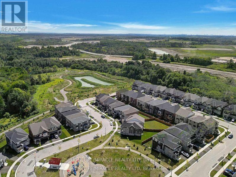 3059 Hollyberry Trail, Pickering, ON, L1X 0N5 - 29
