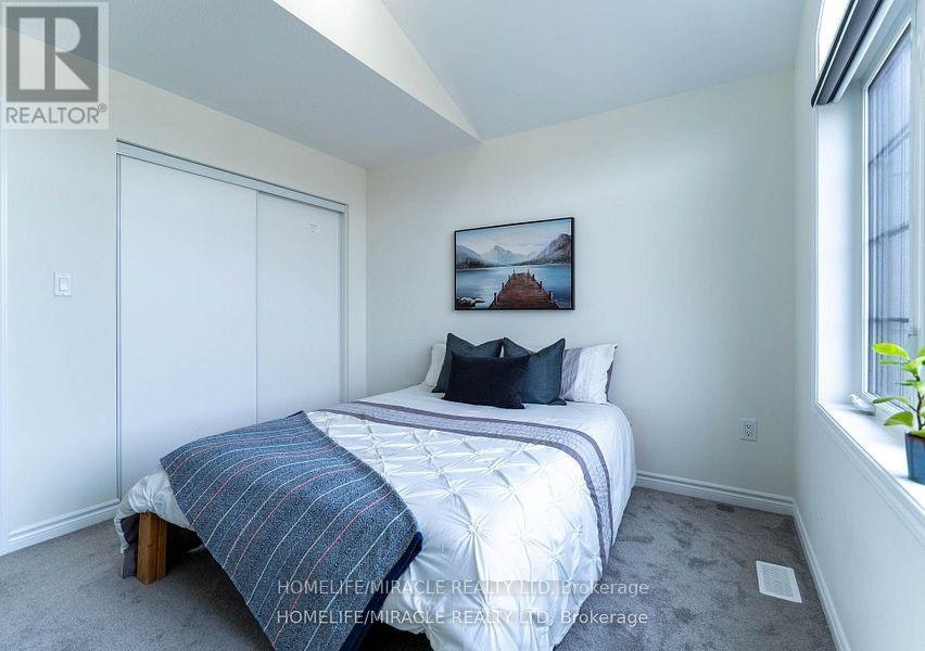 3059 Hollyberry Trail, Pickering, ON, L1X 0N5 - 17