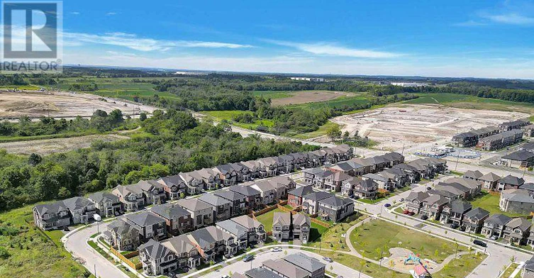 3059 Hollyberry Trail, Pickering, ON, L1X 0N5 - 30