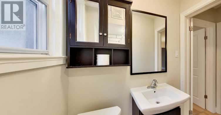 MAIN-100 Kildonan Drive, Toronto, ON, M1N 3B8 - 9