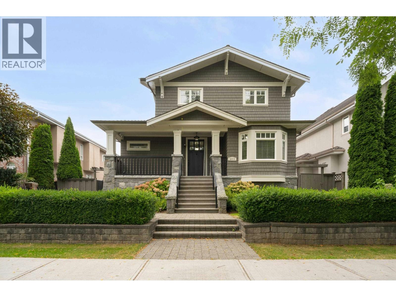 3955 Dundas Street, Burnaby, BC, V5C 1A6