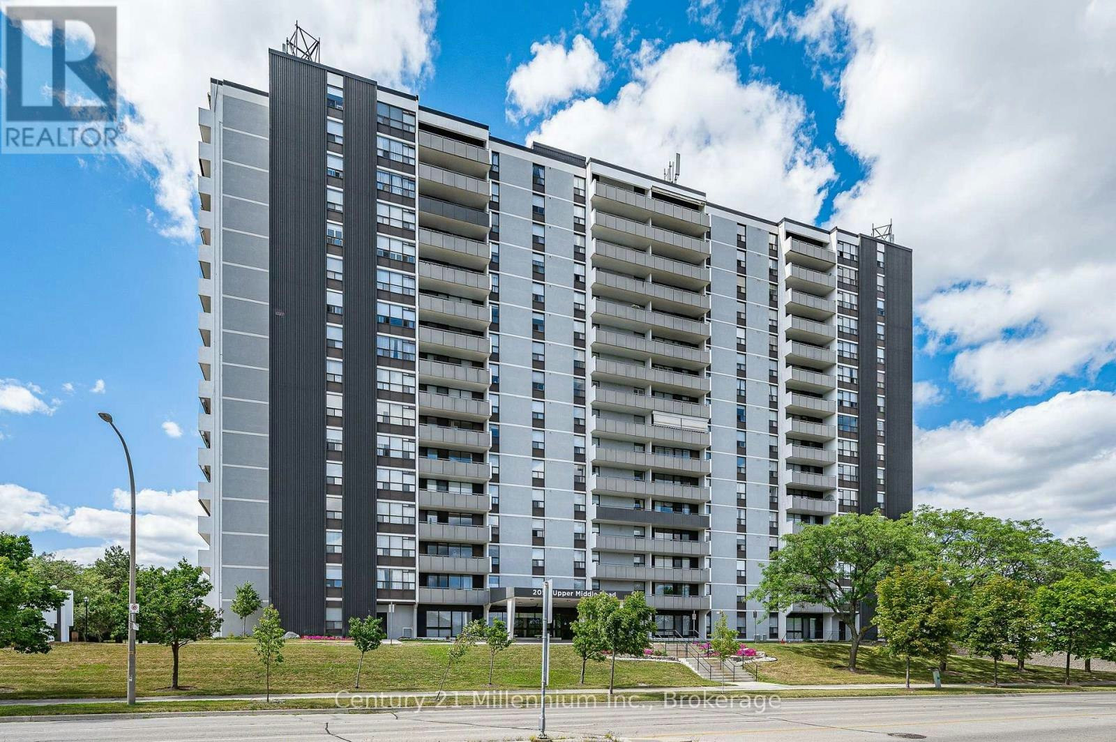 1605-2055 Upper Middle Road, Burlington, ON, L7P 3P4