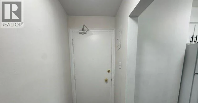1B-232 Louisa Street, Kitchener, ON, N2H 5M7 - 2