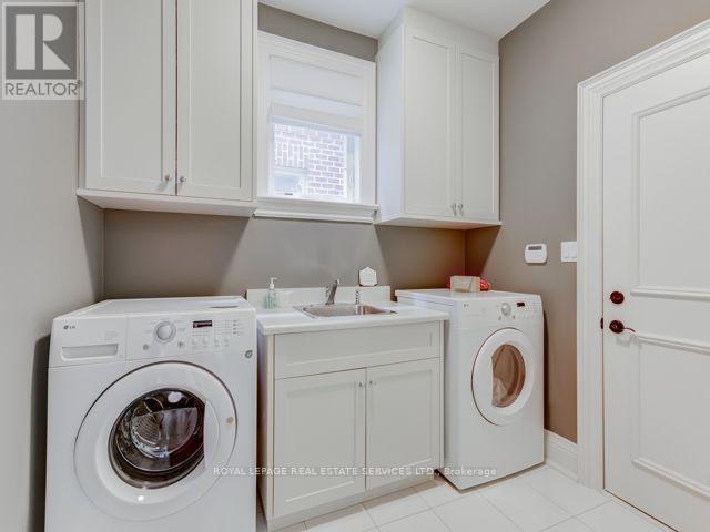 42 Mervyn Avenue, Toronto, ON, M9B 1N3 - 13