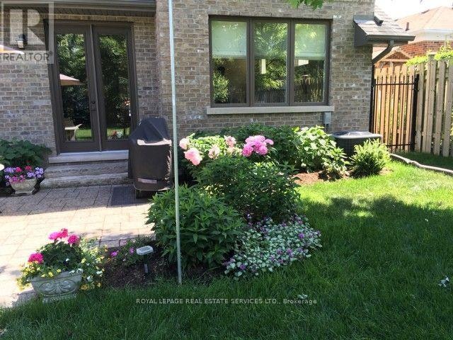 42 Mervyn Avenue, Toronto, ON, M9B 1N3 - 29