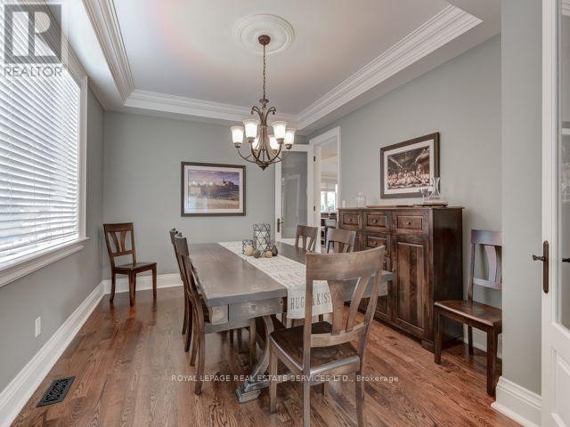 42 Mervyn Avenue, Toronto, ON, M9B 1N3 - 6