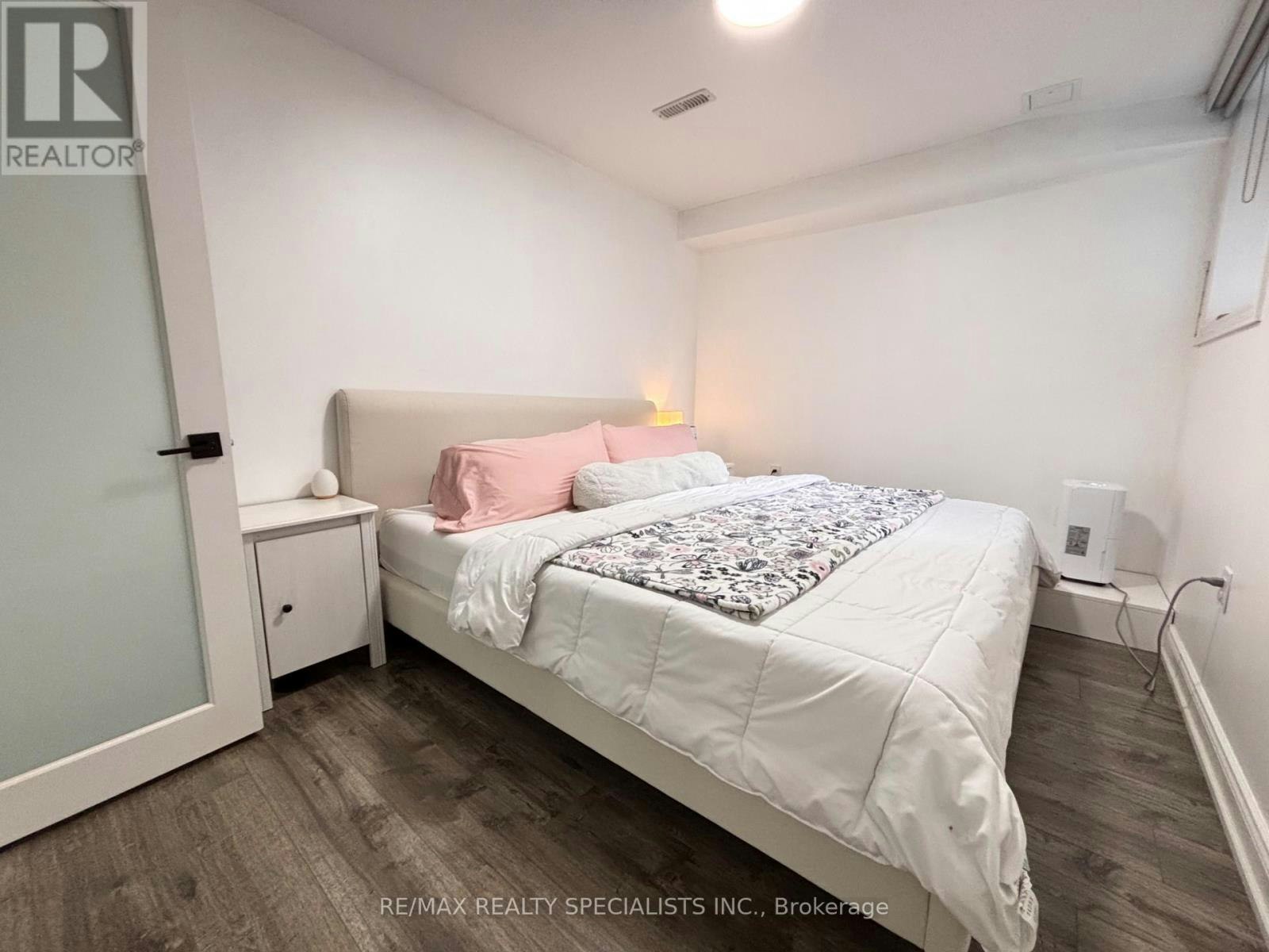 BSMT-471 Violet Gate, Milton, ON, L9E 1X6 - 11