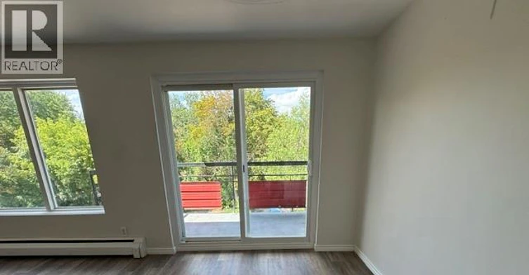 10A-232 Louisa Street, Kitchener, ON, N2H 5M7 - 5