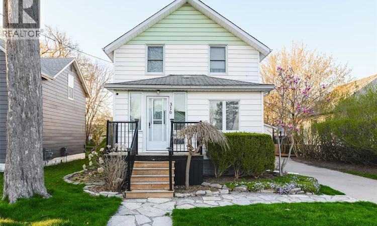 316 Bright Street