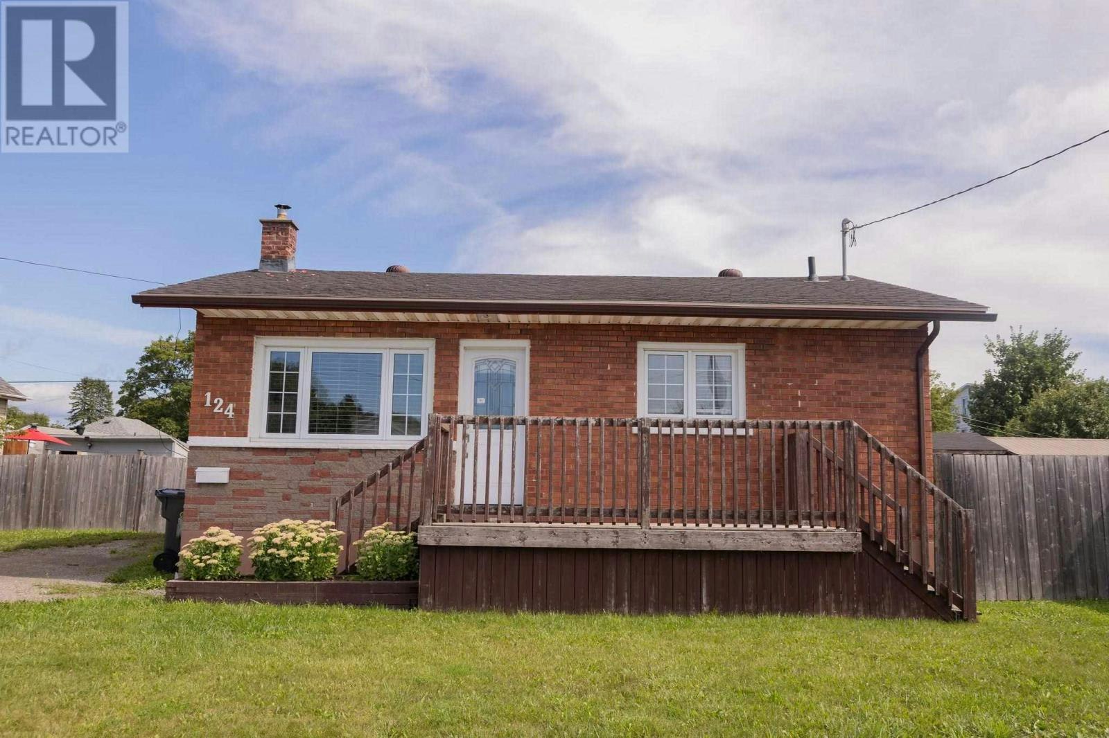 124 Mcfadden Avenue, Sault Ste. Marie, ON, P6C 4T2