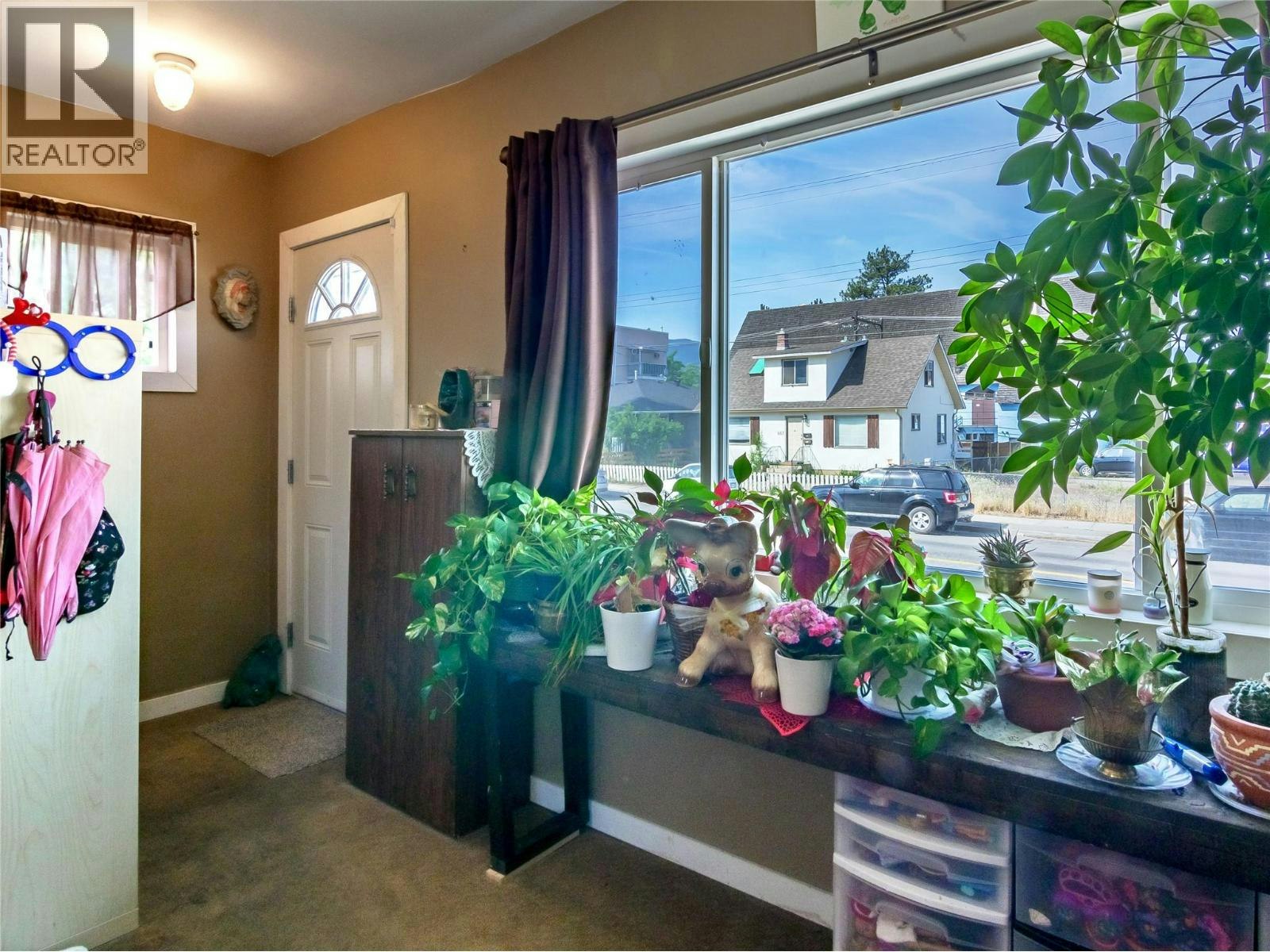 662 Ellis Street, Penticton, BC, V2A 4M6