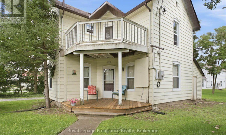 513 Moira Street