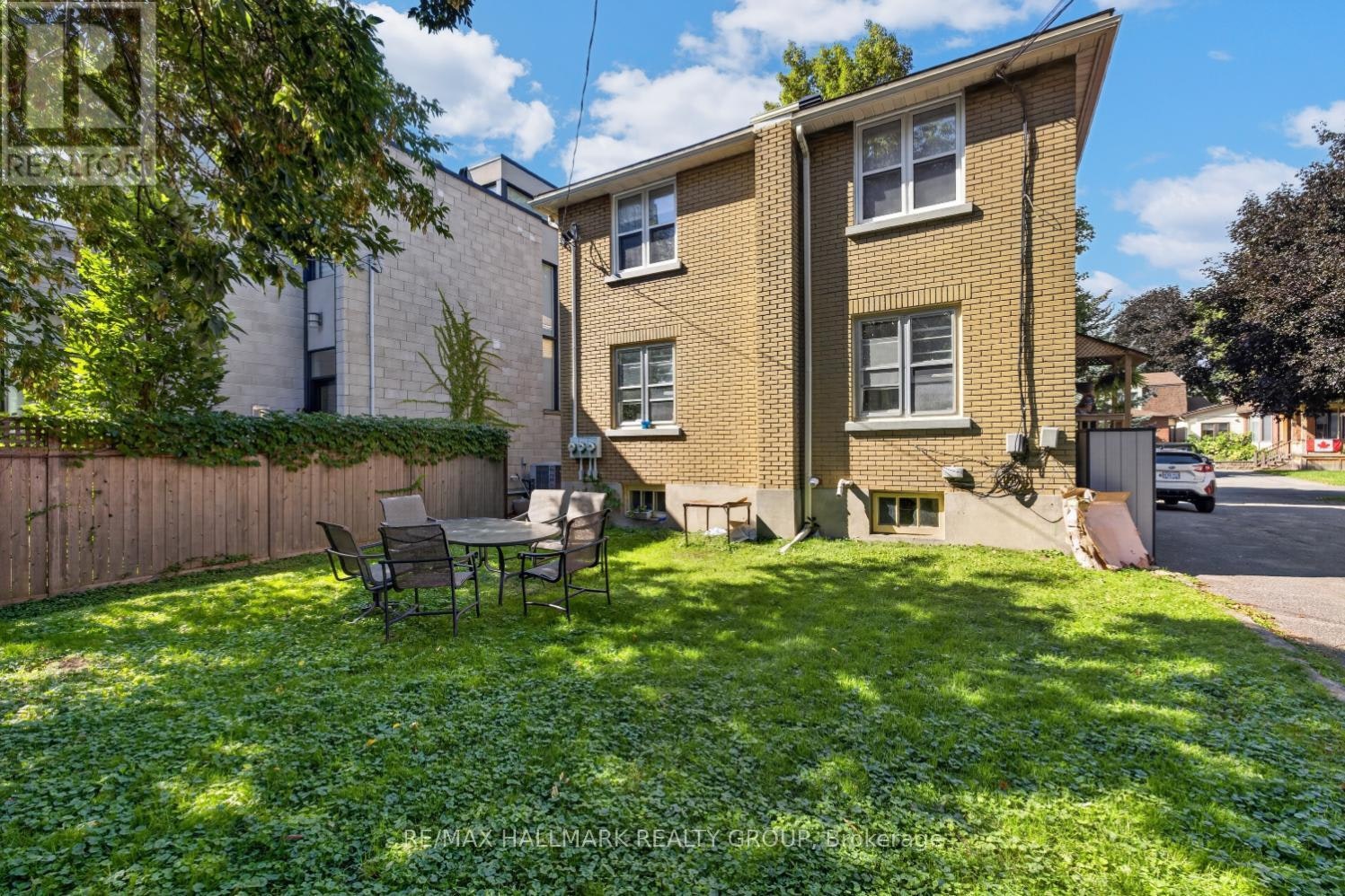 2-297 Royal Avenue, Ottawa, ON, K2A 1T6 - 23