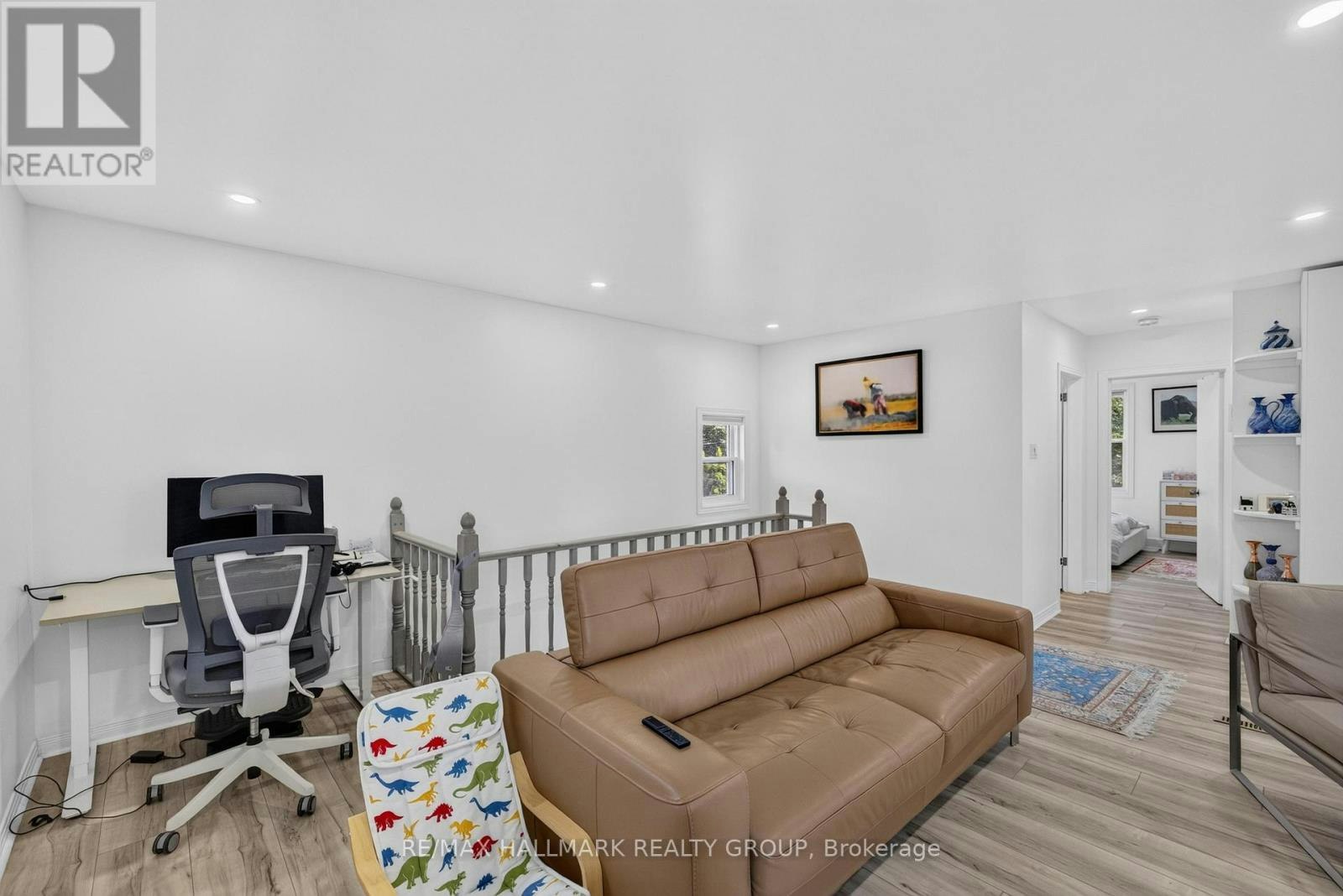 2-297 Royal Avenue, Ottawa, ON, K2A 1T6 - 11